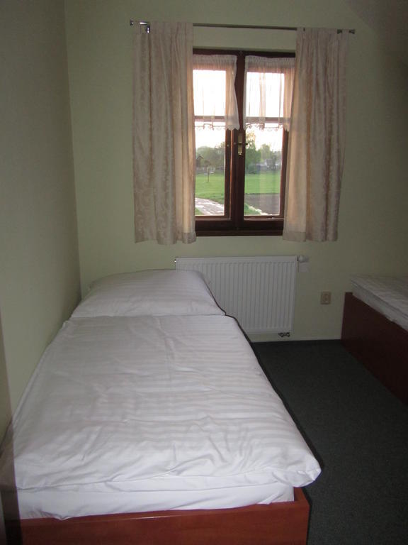 Penzion Na Fare Dubenec Habitación foto